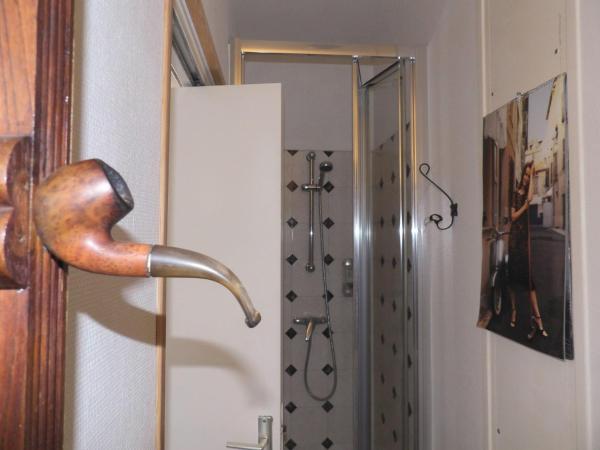 Detective Hotel : photo 5 de la chambre chambre double confort - nestor burma