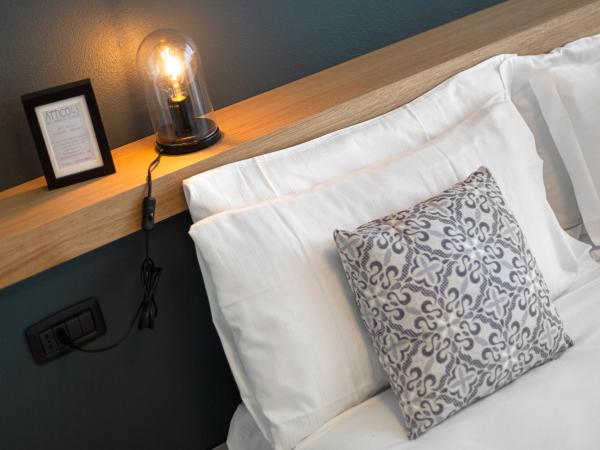 Attico43 B&B : photo 1 de la chambre chambre triple