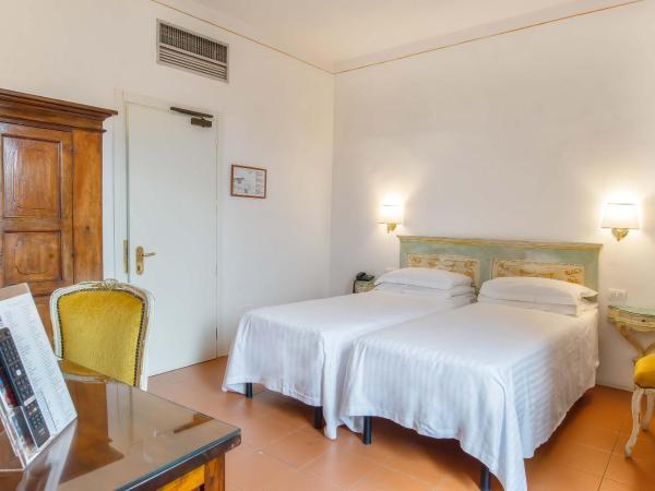Hotel Machiavelli Palace : photo 4 de la chambre chambre double ou lits jumeaux standard