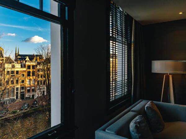 The Dylan Amsterdam - The Leading Hotels of the World : photo 3 de la chambre suite junior - vue sur canal