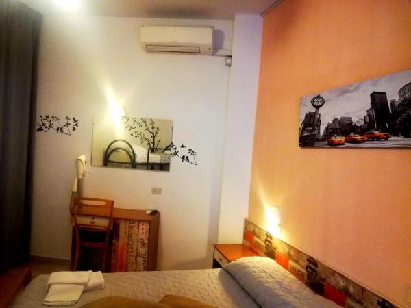 Hotel Galles Rimini : photo 7 de la chambre chambre familiale avec forfait plage (2 adultes + 1 enfant)