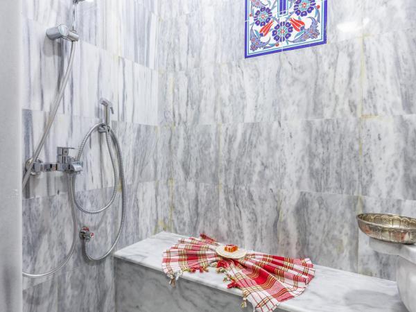 Best Point Hotel-Old City Sultanahmet : photo 8 de la chambre chambre double supérieure avec hammam - annexe - 20 m2