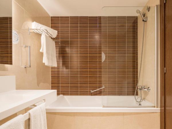 Ilunion Auditori : photo 9 de la chambre chambre double ou lits jumeaux