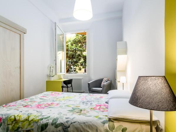 Mars41 B&B : photo 3 de la chambre chambre double avec salle de bains privative