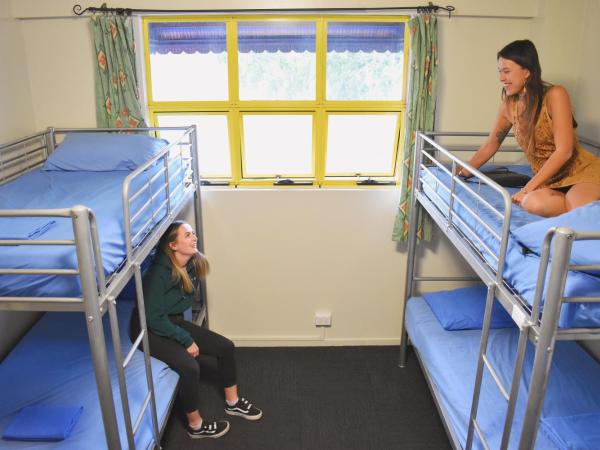 City Backpackers HQ : photo 3 de la chambre lit dans dortoir pour femmes de 4 lits
