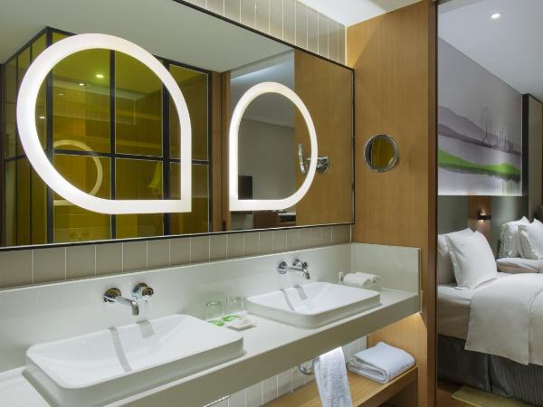 Holiday Inn & Suites Tianjin Downtown, an IHG Hotel : photo 3 de la chambre chambre lits jumeaux standard - vue sur ville