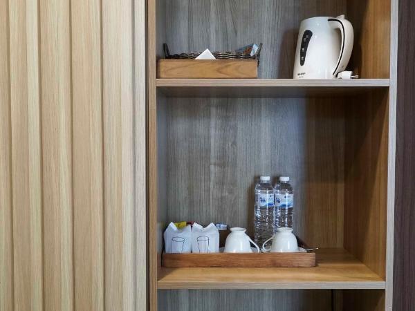 Nantra Chiangmai Riverfront Hotel : photo 6 de la chambre chambre double - vue sur rue