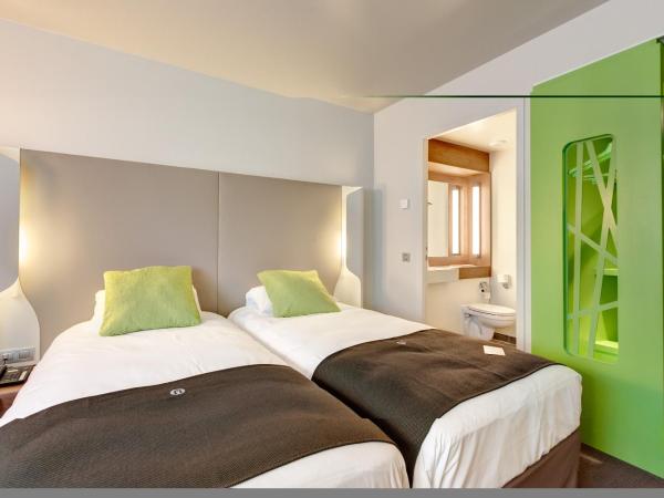 Campanile La Roche Sur Yon Centre Gare : photo 7 de la chambre chambre lits jumeaux