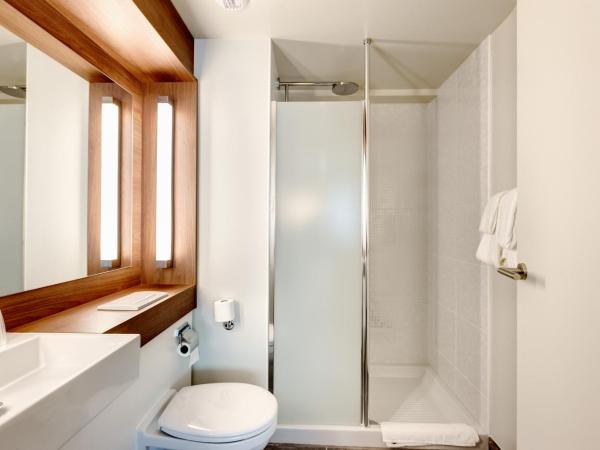 Campanile La Roche Sur Yon Centre Gare : photo 6 de la chambre chambre lits jumeaux