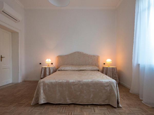 Atrium Verona : photo 2 de la chambre chambre double avec salle de bains privative