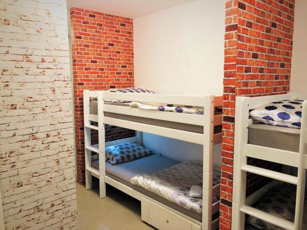 Hostel OT : photo 1 de la chambre lit superposé dans dortoir mixte