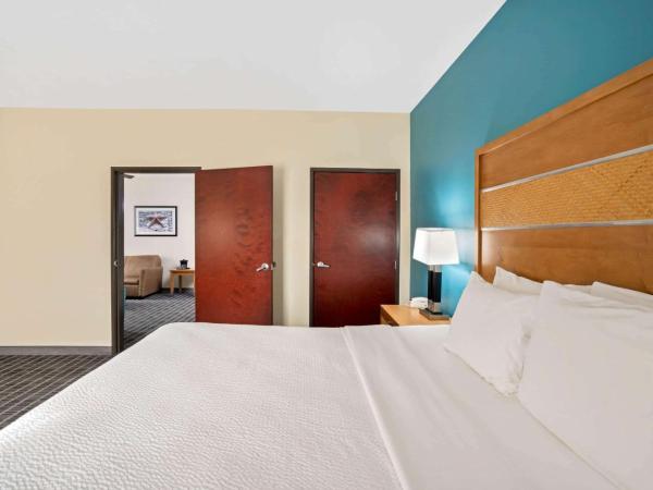 La Quinta by Wyndham Houston Willowbrook : photo 5 de la chambre deluxe family suite - mobility access/non-smoking