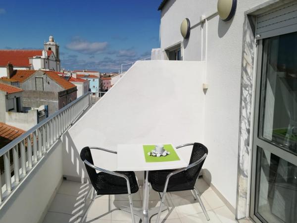 West Coast Peniche : photo 5 de la chambre chambre double deluxe avec balcon