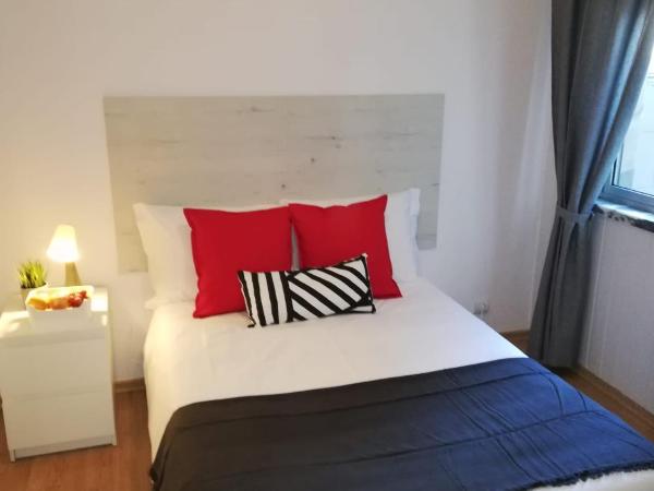 West Coast Peniche : photo 7 de la chambre chambre double avec salle de bains privative