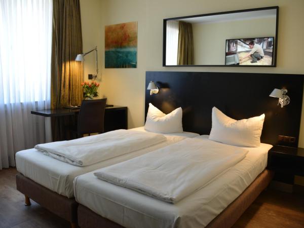 Belle Blue Zentrum : photo 5 de la chambre chambre double