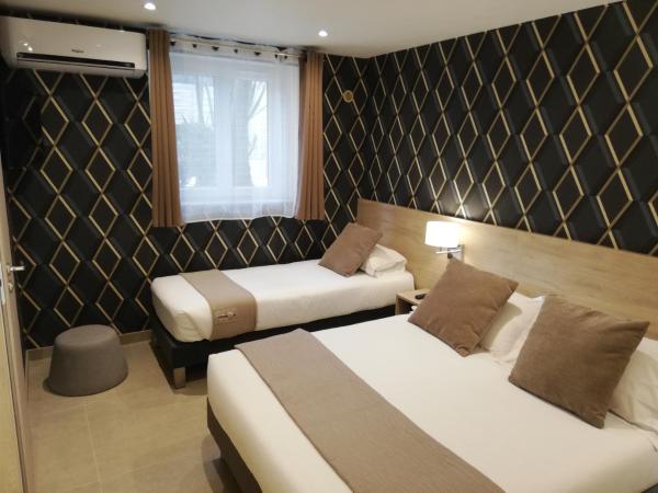 Hotel Miramar- Cap d'Antibes - La Garoupe plage : photo 2 de la chambre chambre triple classique