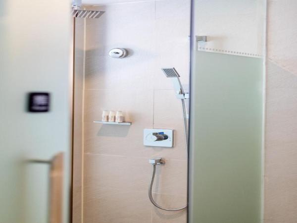 Lavande Hotels·Guangzhou Fangcun Jiaokou Metro Station : photo 6 de la chambre chambre standard avec lit queen-size