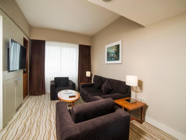 Radisson Hotel President Old Town Istanbul : photo 4 de la chambre suite non-fumeurs - vue sur mer