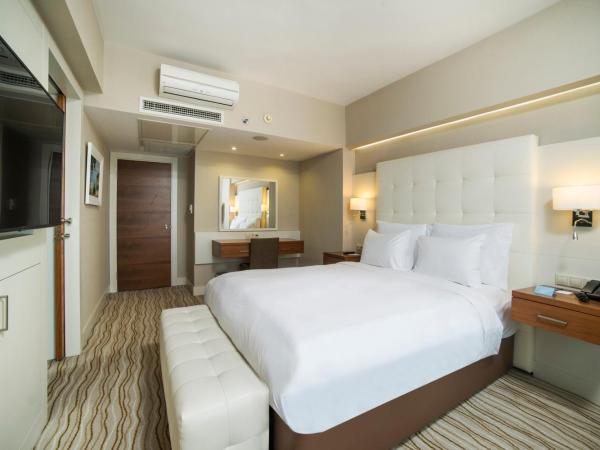 Radisson Hotel President Old Town Istanbul : photo 9 de la chambre suite non-fumeurs - vue sur mer