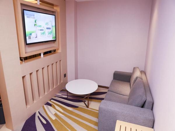 LAVANDE HOTELS SHENZHEN NORTH STATION LONGHUA FOXCONN HEADQUARTERS : photo 4 de la chambre suite deluxe