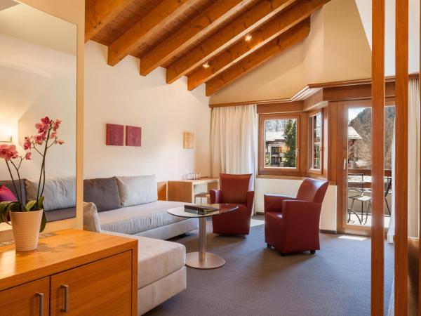 Hotel Allalin Saas-Fee : photo 7 de la chambre suite familiale supérieure 