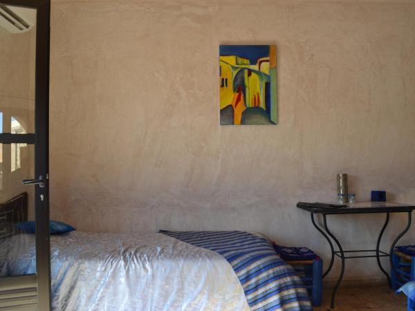 Riad Dar Bergui : photo 4 de la chambre chambre quadruple avec terrasse