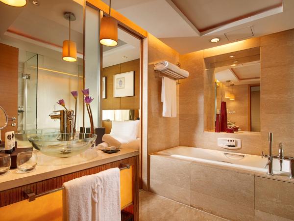 Sofitel Xi'an On Renmin Square : photo 2 de la chambre prestige suite king bed