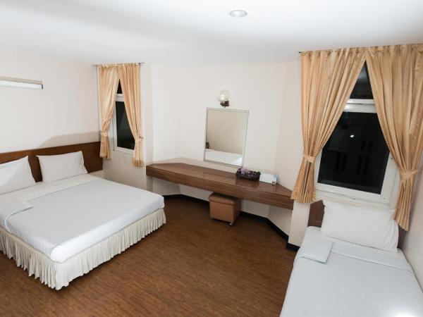 Muangphol Mansion : photo 3 de la chambre chambre triple standard
