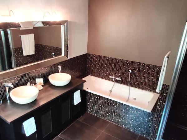 Maison Prestige Saint Tropez by Roberto Geissini : photo 8 de la chambre chambre deluxe