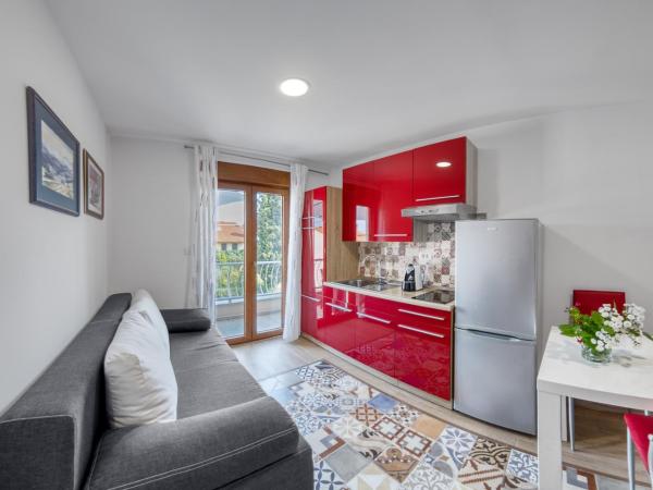 Guesthouse Residence Major : photo 4 de la chambre appartement deluxe