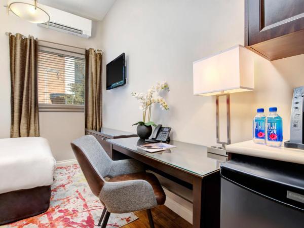 The Willowdale Hotel Toronto North York : photo 1 de la chambre petite chambre double