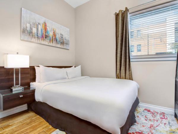 The Willowdale Hotel Toronto North York : photo 2 de la chambre petite chambre double