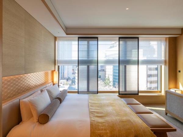 The Okura Tokyo : photo 2 de la chambre [heritage] suite junior double - accès au salon club