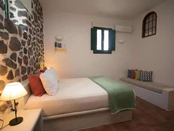 Costa Marina Villas : photo 4 de la chambre chambre double Économique en demi sous-sol