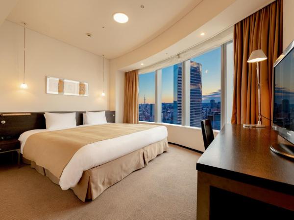 Park Hotel Tokyo : photo 4 de la chambre chambre triple deluxe avec 1 lit king-size et 1 canapé-lit - non-fumeurs - au-dessus du 27ème Étage