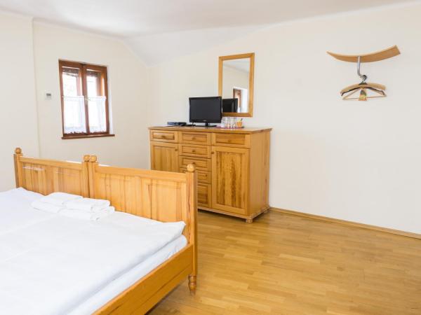 Hotel Barbakan : photo 3 de la chambre chambre double ou lits jumeaux standard