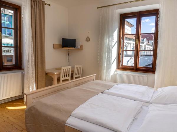 Hotel Barbakan : photo 7 de la chambre chambre double ou lits jumeaux standard