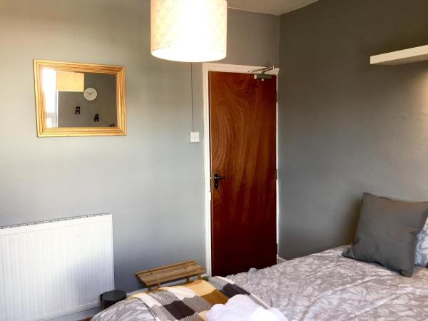 THE LIMES Guest House : photo 2 de la chambre chambre double Économique