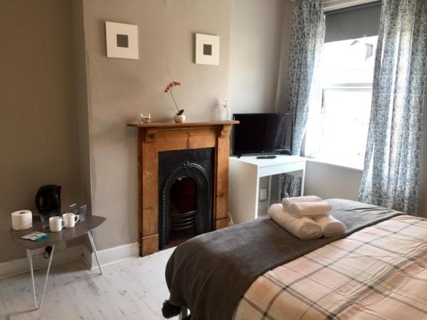 THE LIMES Guest House : photo 7 de la chambre chambre double Économique