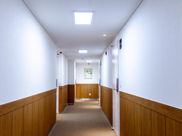 Seoulite Inn Myeongdong Formerly - Step Inn Myeongdong 2 : photo 5 de la chambre chambre double