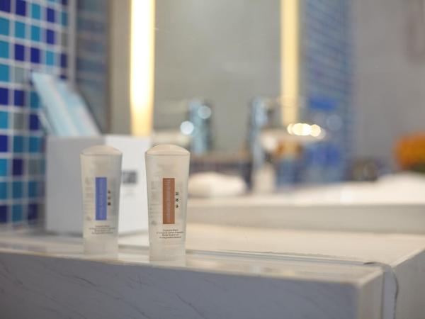 Holiday Inn Express Hangzhou Gongshu, an IHG Hotel : photo 1 de la chambre chambre standard lit queen-size