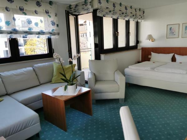 Hotel Cristal : photo 9 de la chambre chambre quadruple