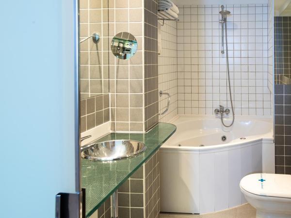 Hotel Plaza : photo 4 de la chambre chambre double ou lits jumeaux premium