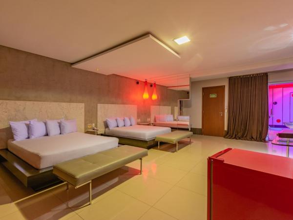Assahi Motel (Adult Only) : photo 2 de la chambre suite lit king-size