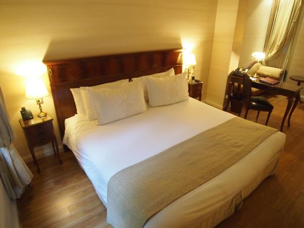Melia Recoleta Plaza Hotel : photo 7 de la chambre chambre lit king-size melia