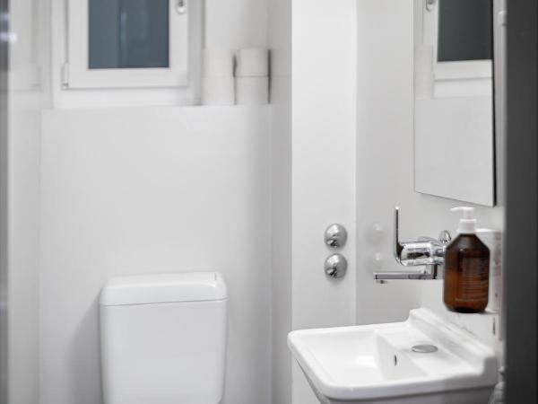 Gasthaus zum Guten Glück : photo 4 de la chambre chambre simple Économique avec salle de bains commune