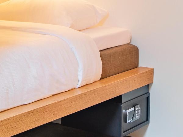 Bunk Hotel Amsterdam : photo 3 de la chambre chambre superposés pour 3 personnes