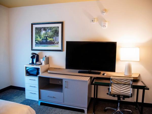 Holiday Inn & Suites - Savannah Airport - Pooler, an IHG Hotel : photo 3 de la chambre chambre 2 lits queen-size - non-fumeurs