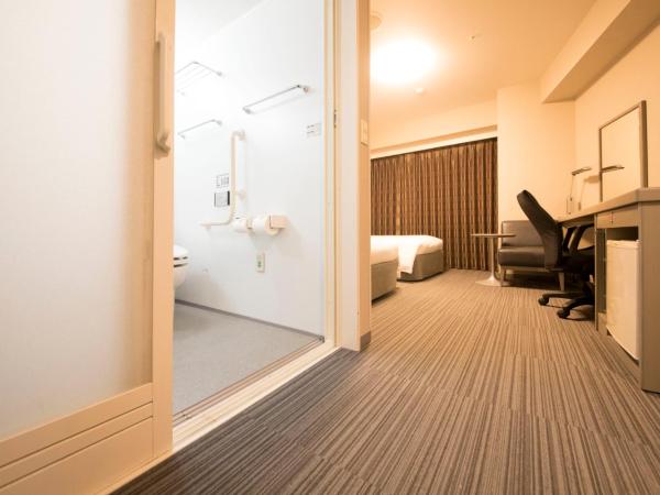 Daiwa Roynet Hotel Tokyo Osaki : photo 5 de la chambre twin room - disability access (single use)  - non-smoking