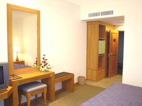 Chiang Mai Phucome Hotel : photo 3 de la chambre chambre deluxe double ou lits jumeaux